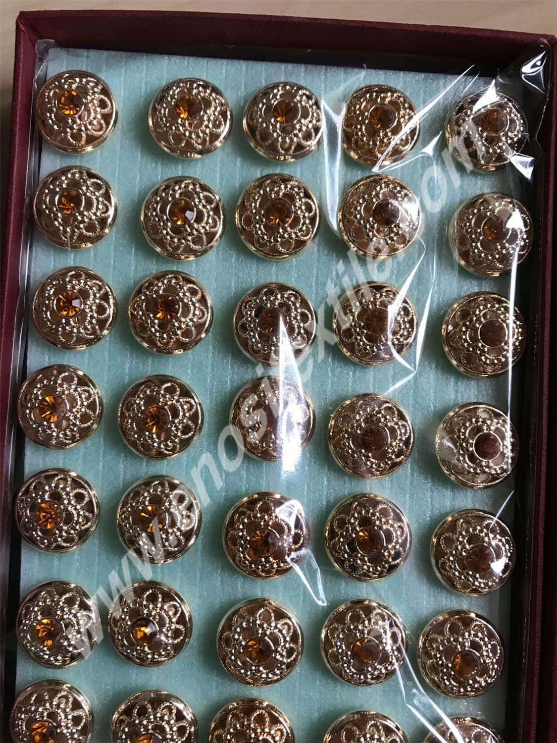 BUTTON Silver-Gold Buttons Accessories